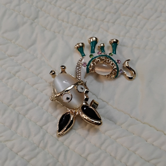 Betsey Johnson Gold and Black Donkey Pendent. No Chain. - Picture 3 of 4